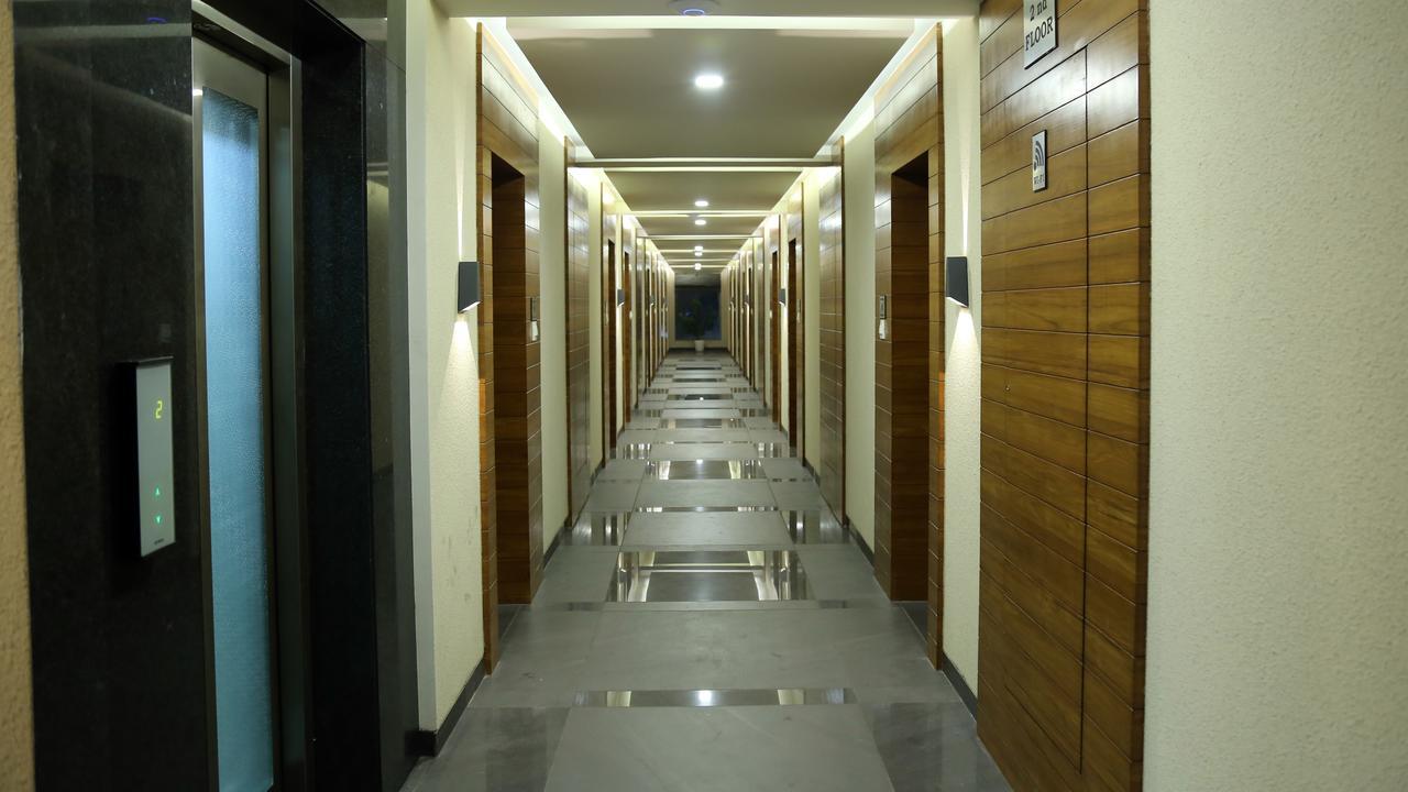 Bharuch Hotel Novus المظهر الخارجي الصورة