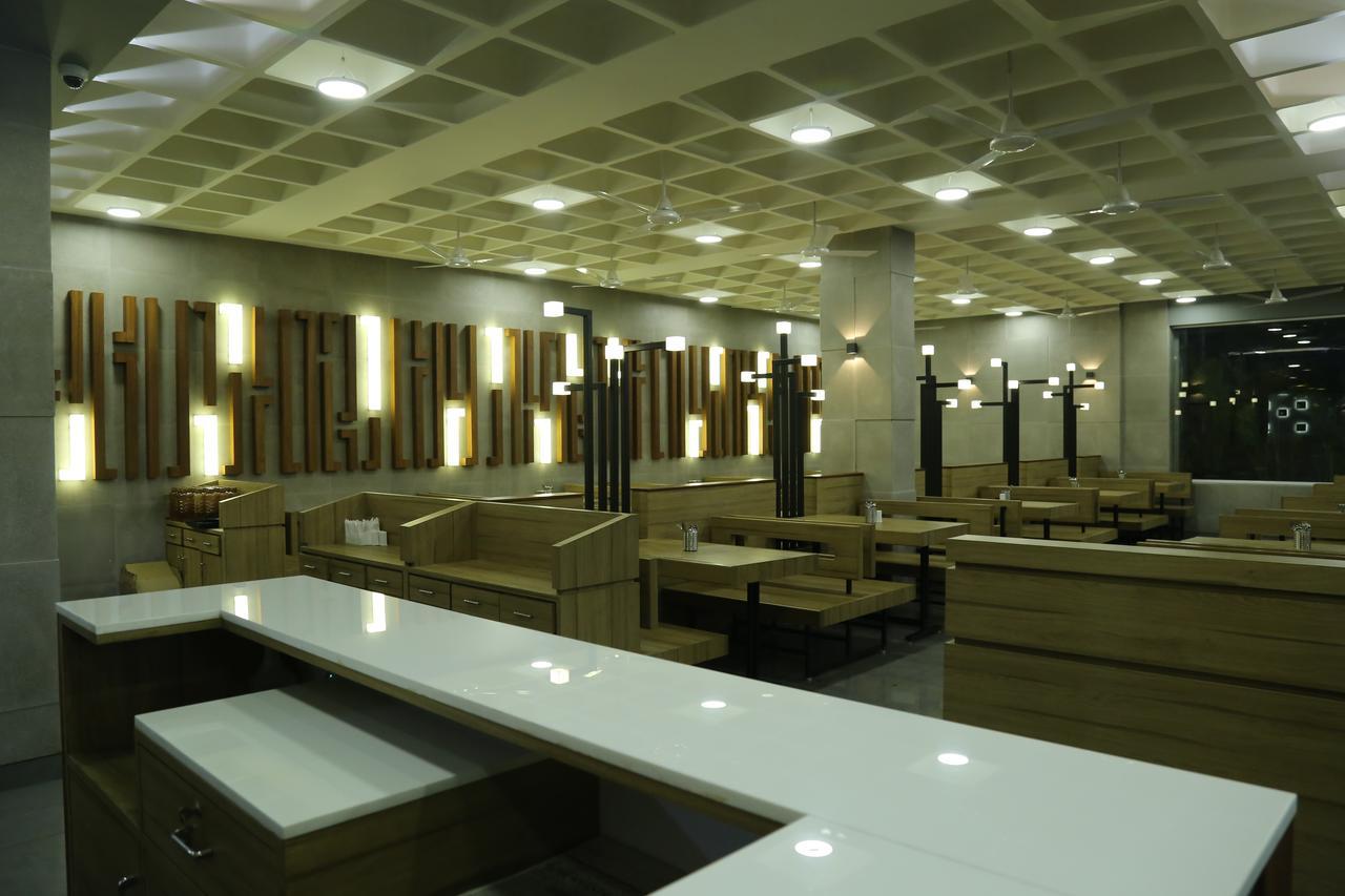 Bharuch Hotel Novus المظهر الخارجي الصورة